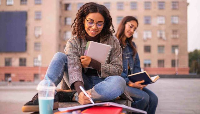 La différence entre campus France et ParcourSup