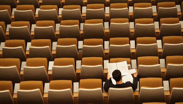 Top 10 des écoles de commerce accessibles sans concours pour les internationaux
